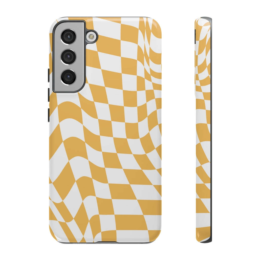 Old School Checkered Retro Groovy Vibe Wavy Checkerboard Phone Case / Retro Tan