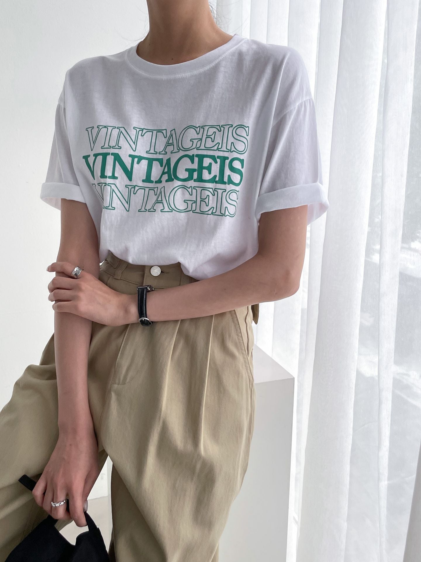 Vintage is Print Top Cotton T-shirts