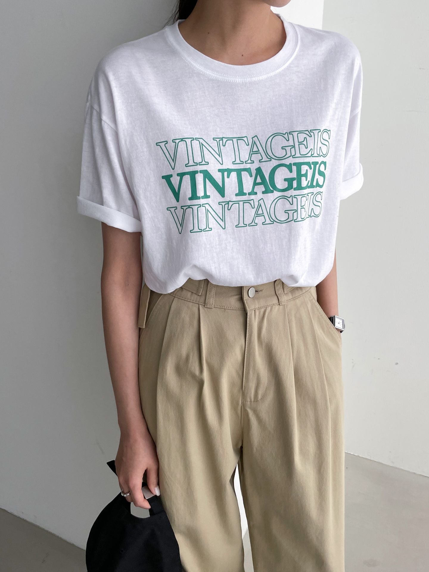 Vintage is Print Top Cotton T-shirts