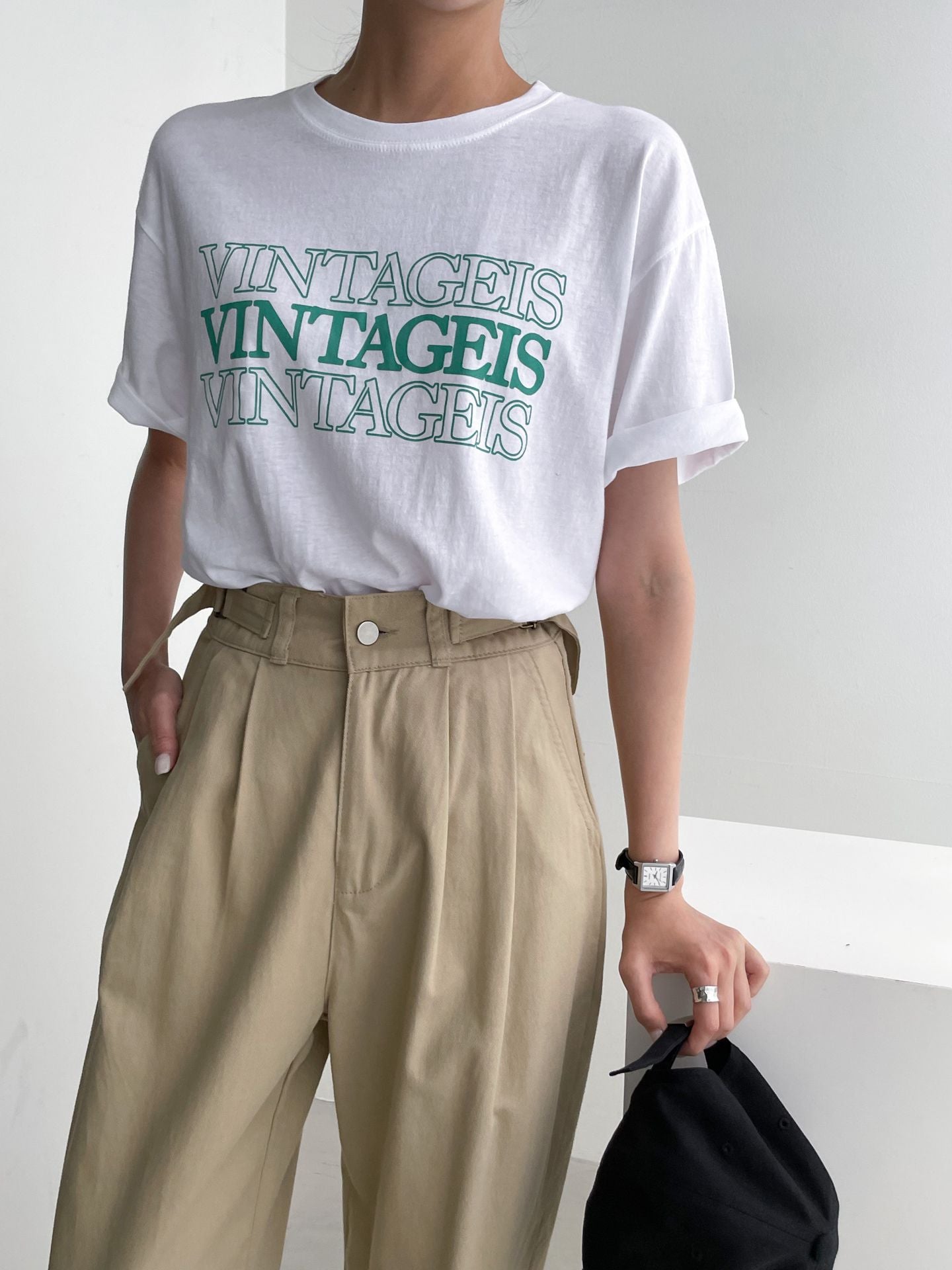 Vintage is Print Top Cotton T-shirts