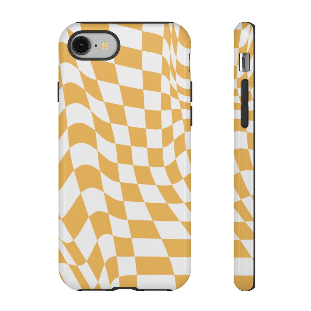 Old School Checkered Retro Groovy Vibe Wavy Checkerboard Phone Case / Retro Tan