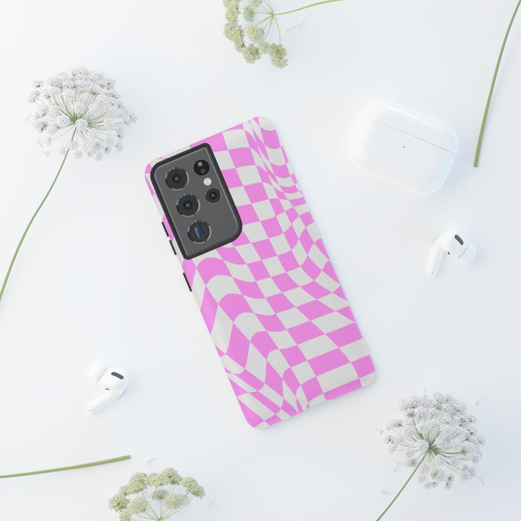 Old School Checkered Retro Groovy Vibe Wavy Checkerboard Phone Case / Pink