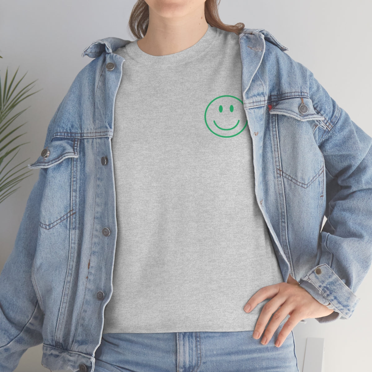 Keep On Smiling / T-shirt Unisex Heavy Cotton Tee / Green